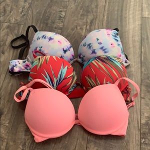 Pink Victoria Secret Super push up bras